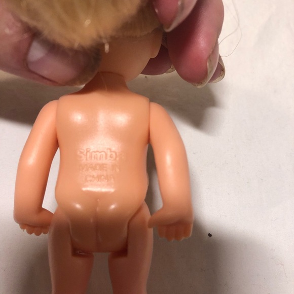 2 Rose Art 1996 Precious Moments Dolls, 1 skating & 2 bonus dolls - Picture 9 of 12